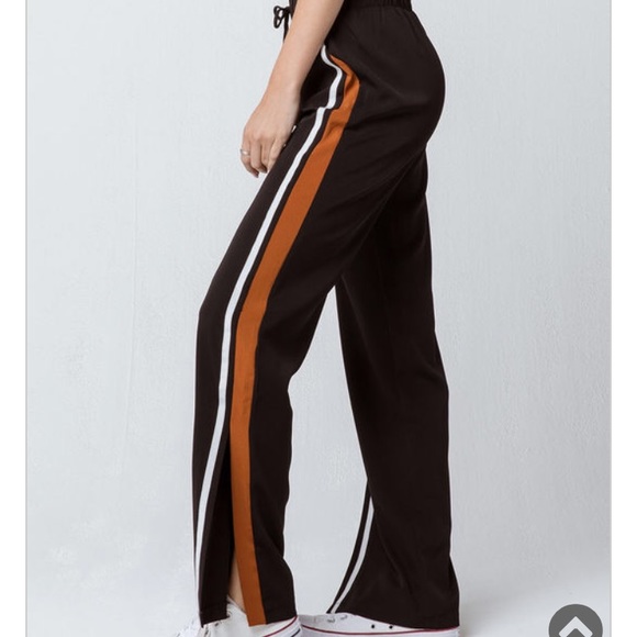 New ✅ Side Stripe Wide Leg Pants❤️ - Picture 2 of 5